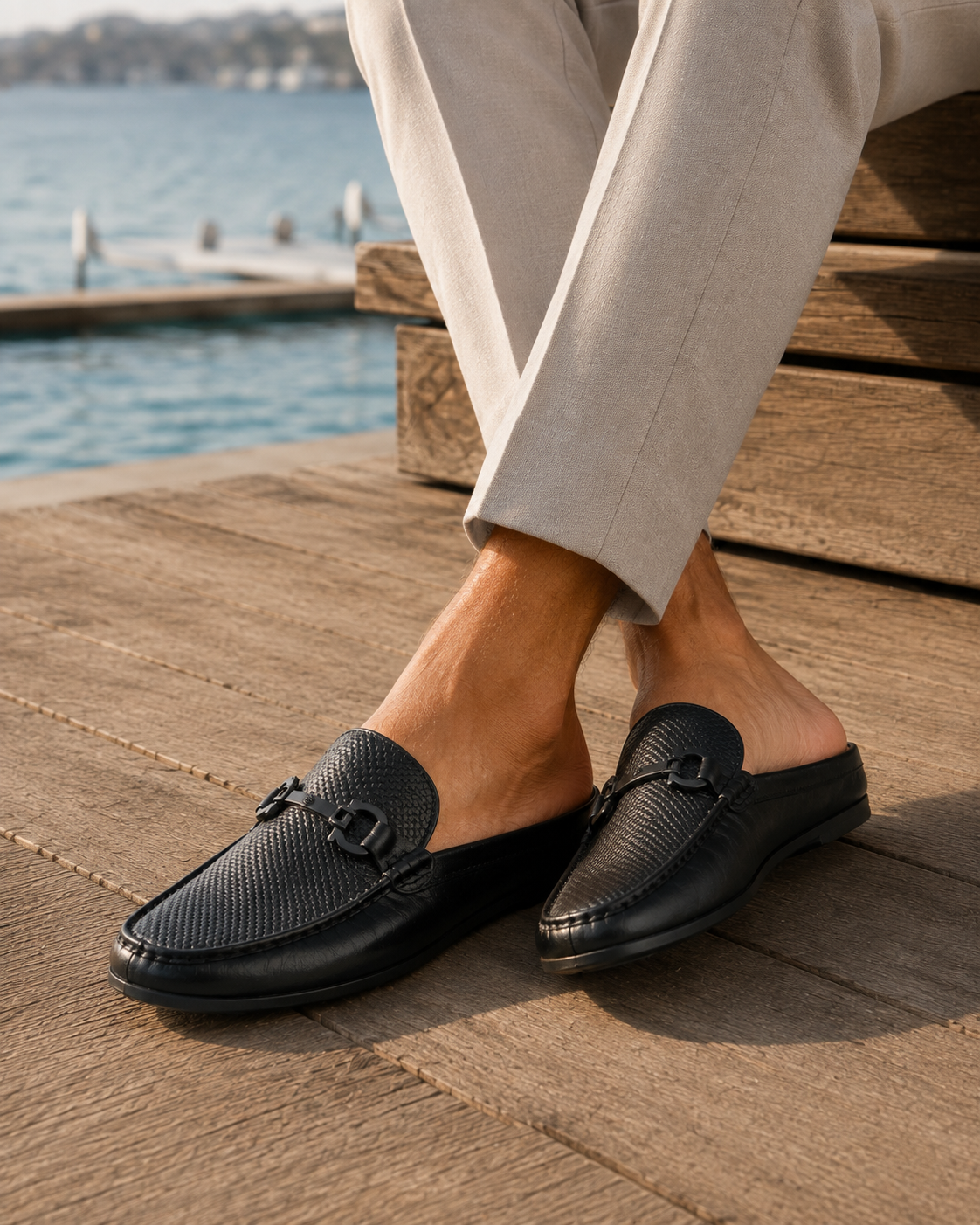 Enea Slip On's Leather Mules Black