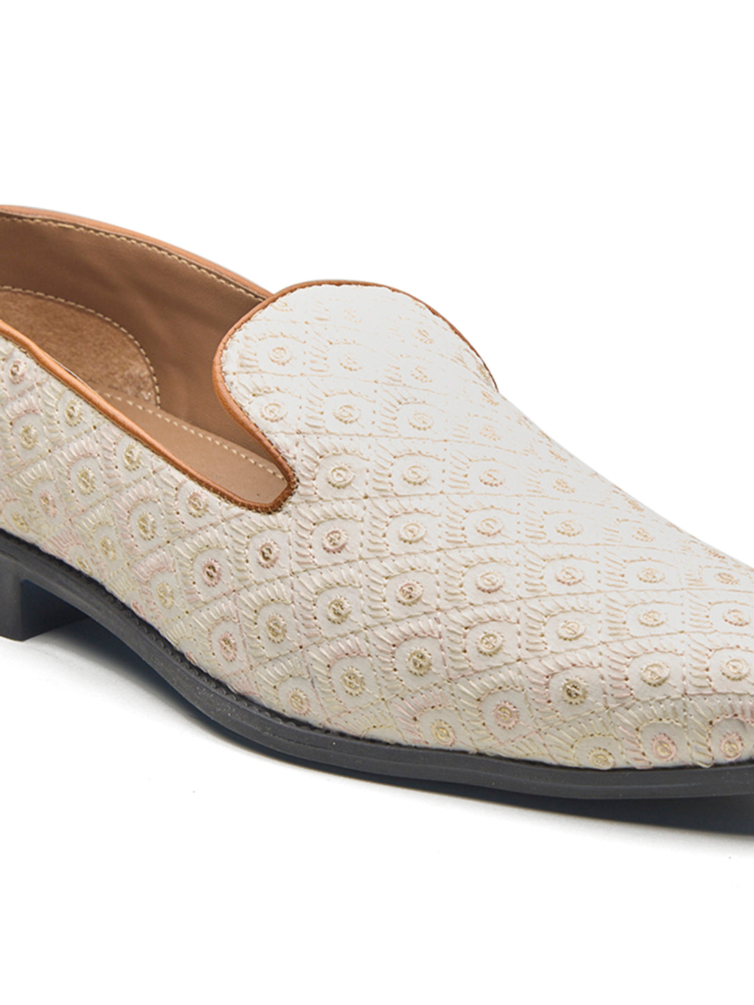 Piceno Ethnic Slip Ons Cream
