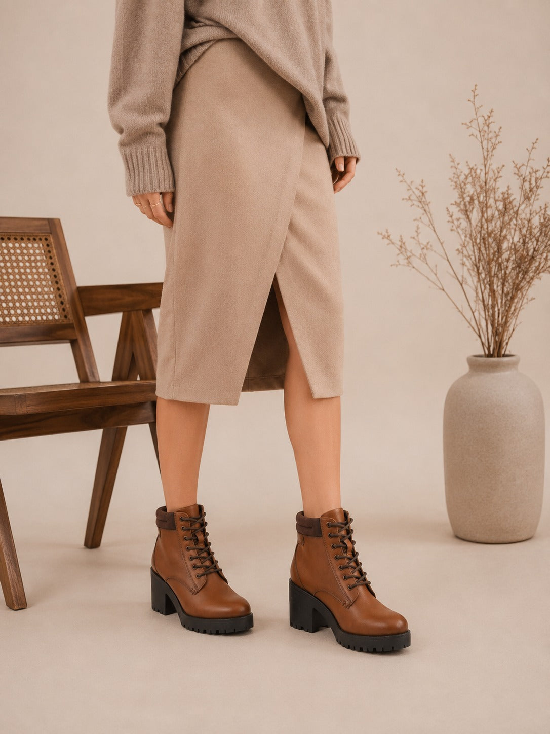 Comiso Ankle Boots Tan