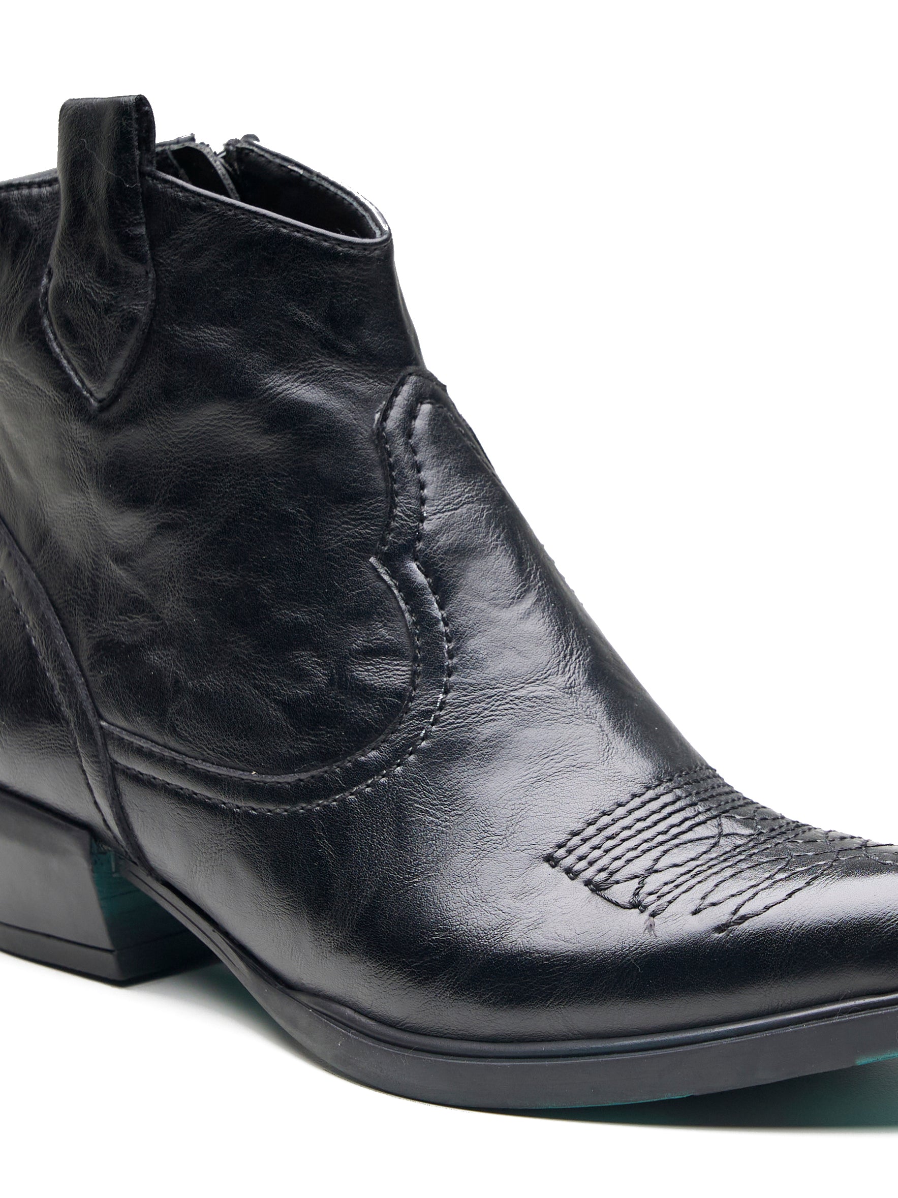 Caia Ankle Boots Black