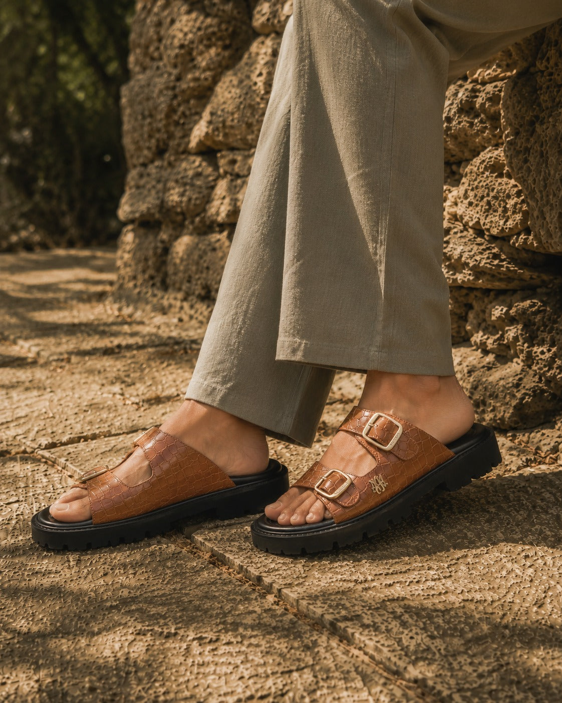 Marcus Leather Slippers Tan