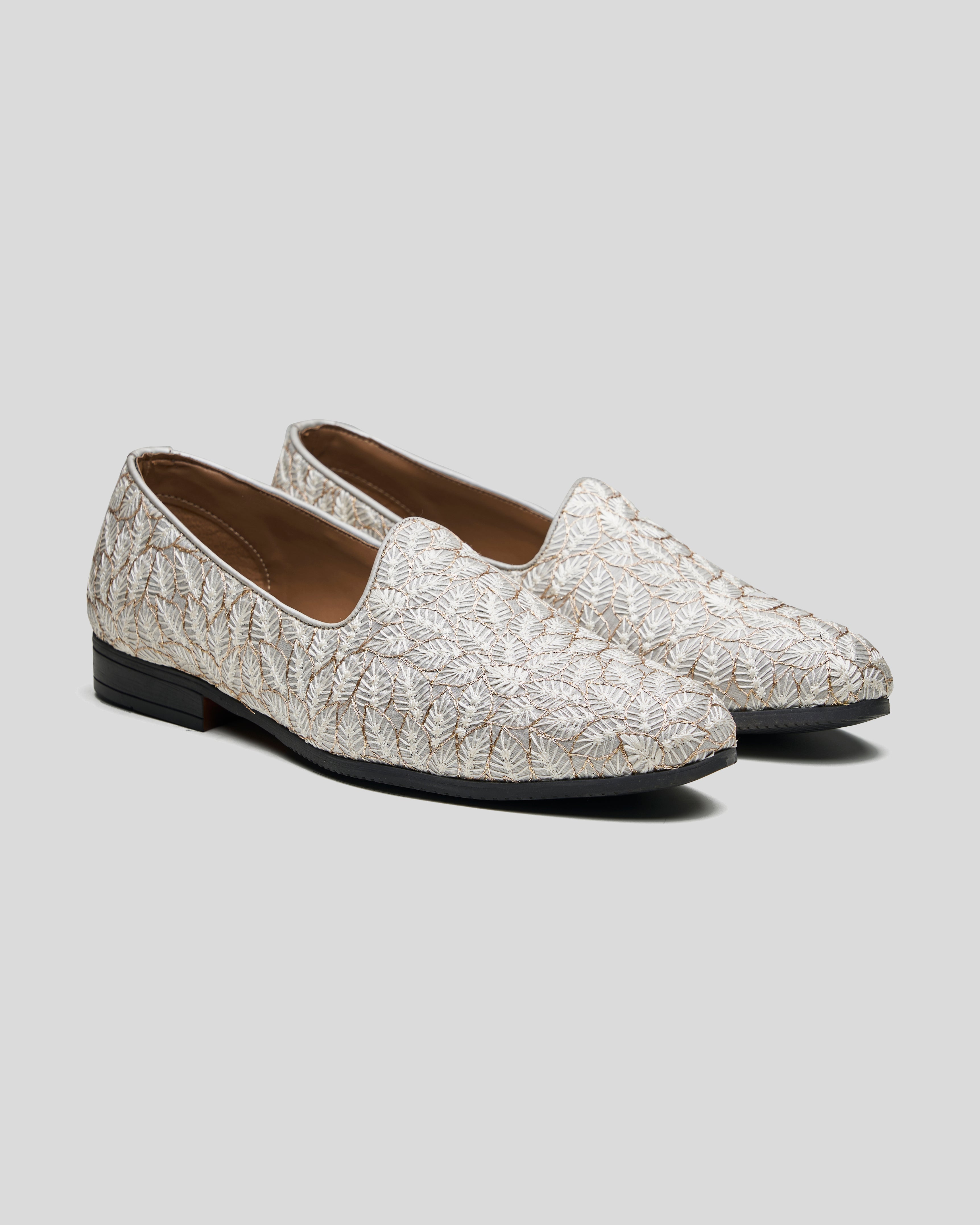 Gigino Ethnic Slip Ons Grey