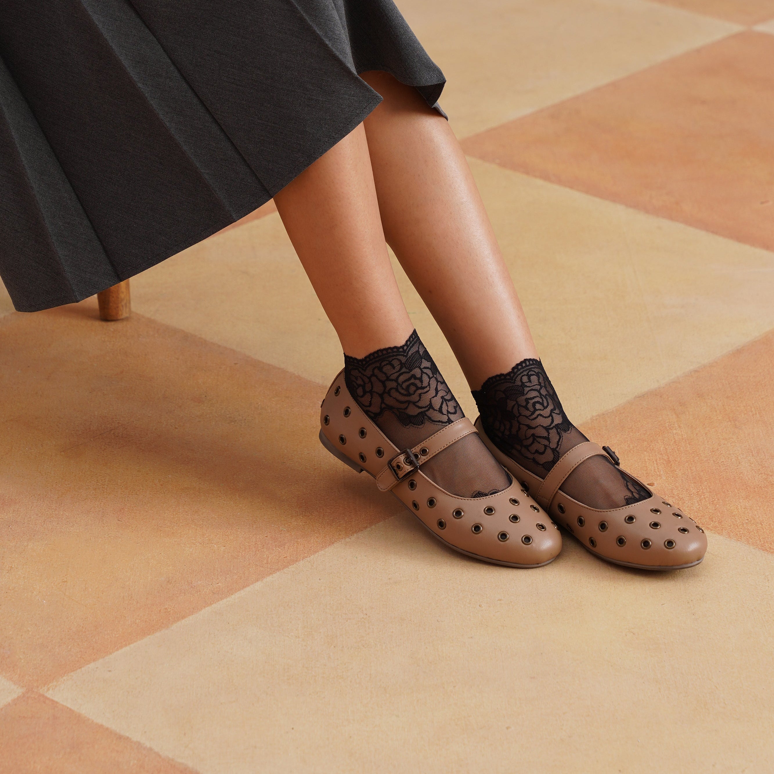 Rebello Mary Janes Taupe