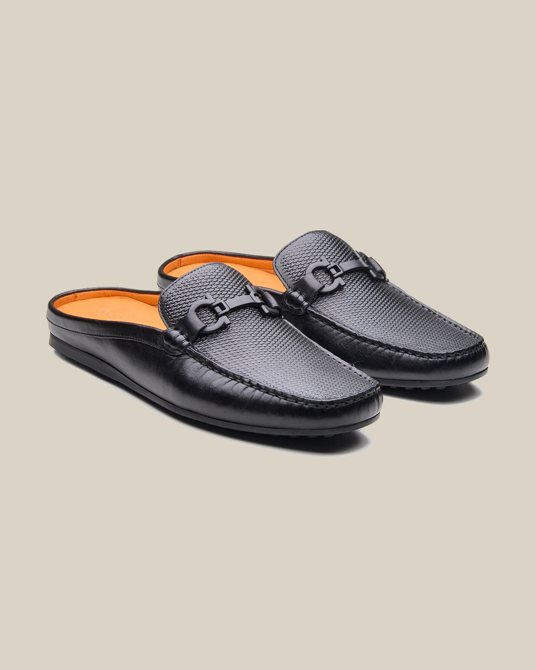 Enea Slip On's Leather Mules Black