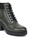 Comiso Ankle Boots Olive