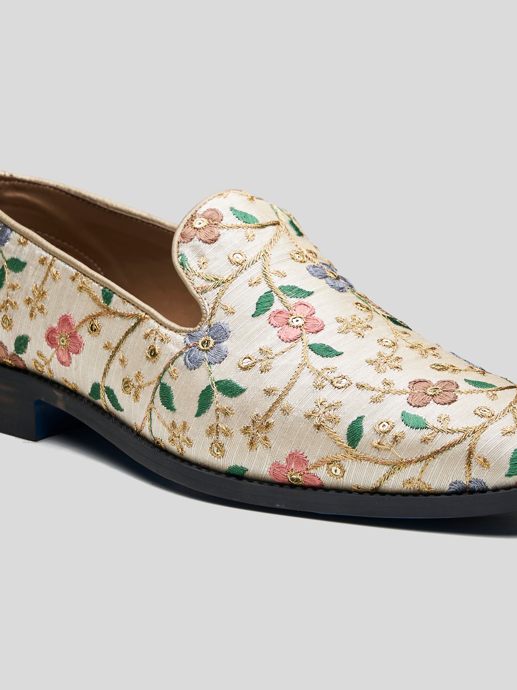 Gilda Ethnic Slip Ons Multicolor