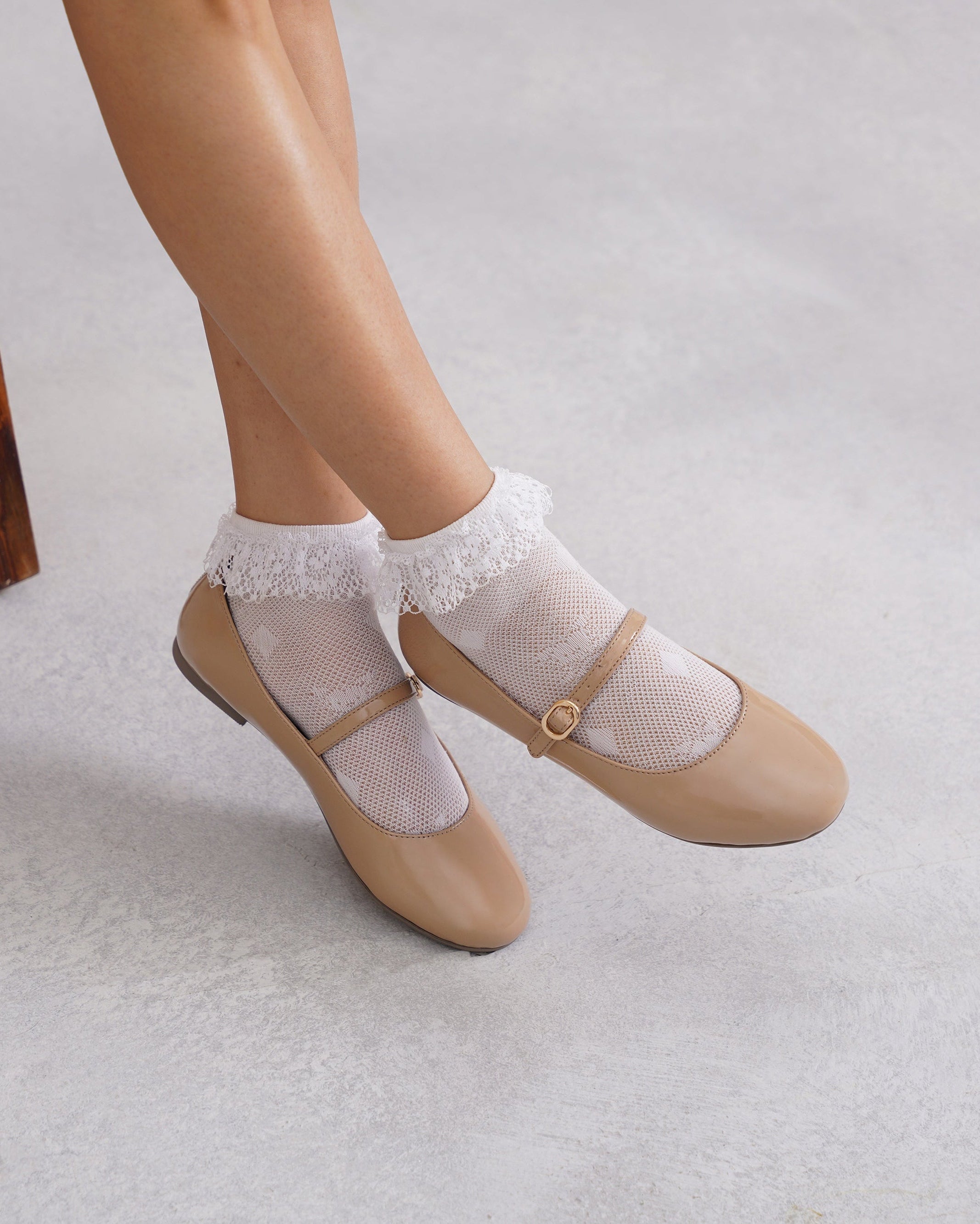 Amour Mary Janes Dark Beige